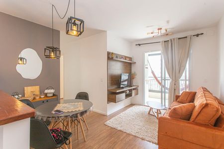 Sala de apartamento para alugar com 2 quartos, 53m² em Vila Nair, São Paulo