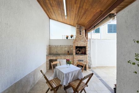 Casa de condomínio à venda com 115m², 3 quartos e 2 vagas Casa de condomínio à venda com 115m², 3 quartos e 2 vagasÁrea Externa