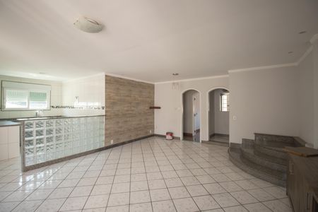 Casa para alugar com 350m², 5 quartos e 4 vagas Casa para alugar com 350m², 5 quartos e 4 vagasSala 2
