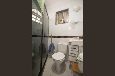 Casa para alugar com 350m², 5 quartos e 4 vagas Casa para alugar com 350m², 5 quartos e 4 vagasBanheiro 2