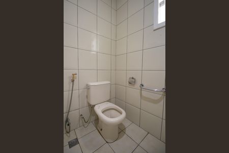 Casa para alugar com 350m², 5 quartos e 4 vagas Casa para alugar com 350m², 5 quartos e 4 vagasBanheiro