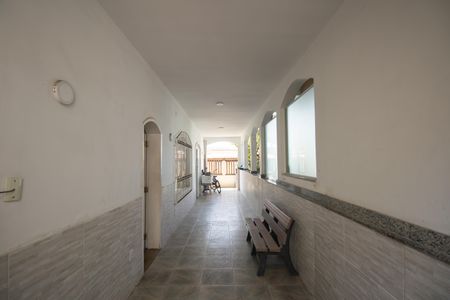 Casa para alugar com 350m², 5 quartos e 4 vagas Casa para alugar com 350m², 5 quartos e 4 vagasVaranda