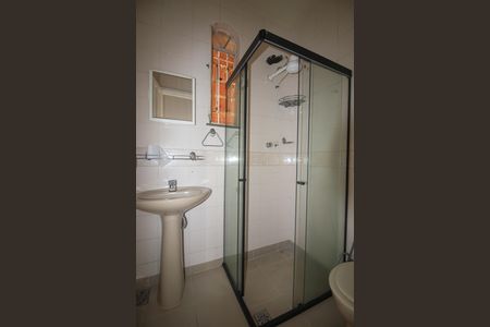 Casa para alugar com 350m², 5 quartos e 4 vagas Casa para alugar com 350m², 5 quartos e 4 vagasBanheiro 1