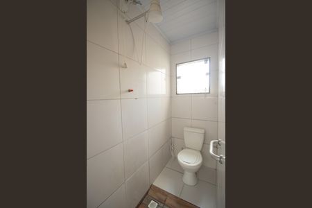 Casa para alugar com 350m², 5 quartos e 4 vagas Casa para alugar com 350m², 5 quartos e 4 vagasBanheiro da Suíte 1