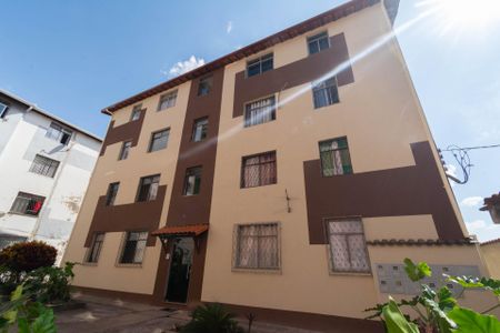 Apartamento à venda com 68m², 2 quartos e 1 vagaFachada Interna
