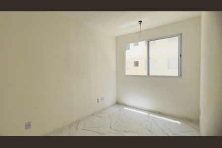 Quarto 2 de apartamento para alugar com 2 quartos, 45m² em Jardim das Margaridas, Salvador