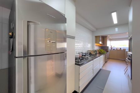 Apartamento à venda com 140m², 3 quartos e 2 vagasCozinha