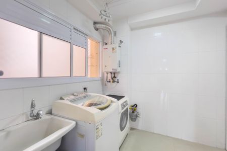 Apartamento à venda com 140m², 3 quartos e 2 vagasÁrea de serviço