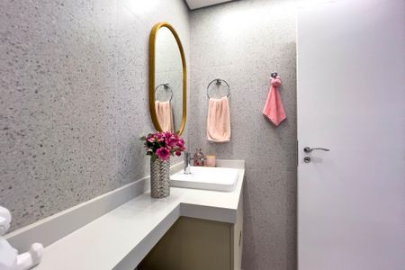 Apartamento à venda com 140m², 3 quartos e 2 vagasBanheiro do quarto 2