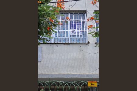 Apartamento para alugar com 108m², 3 quartos e 1 vaga Apartamento para alugar com 108m², 3 quartos e 1 vagaPlaca