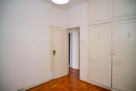 Apartamento para alugar com 108m², 3 quartos e 1 vaga Apartamento para alugar com 108m², 3 quartos e 1 vagaQuarto 2