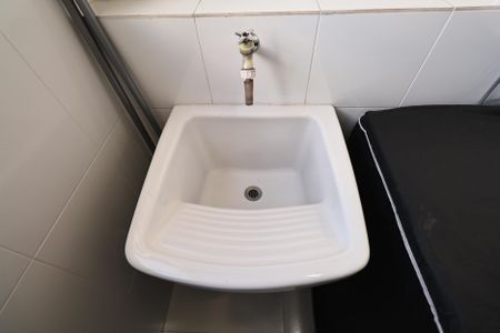 Apartamento para alugar com 93m², 3 quartos e 2 vagas Apartamento para alugar com 93m², 3 quartos e 2 vagasLavanderia