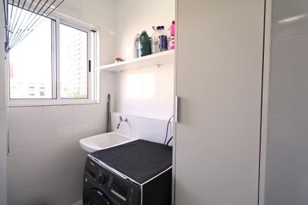 Apartamento para alugar com 93m², 3 quartos e 2 vagas Apartamento para alugar com 93m², 3 quartos e 2 vagasLavanderia