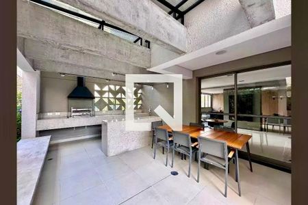 Apartamento à venda com 66m², 2 quartos e 1 vagaChurrasqueira