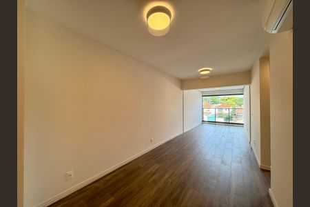 Apartamento à venda com 66m², 2 quartos e 1 vagaSala