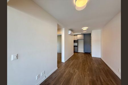 Apartamento à venda com 66m², 2 quartos e 1 vagaSala