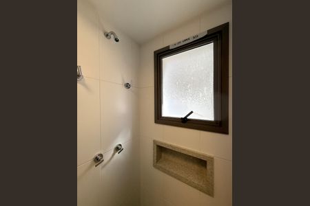 Apartamento à venda com 66m², 2 quartos e 1 vagaBanheiro Social