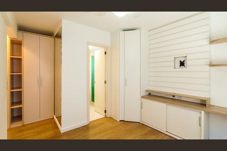 Apartamento à venda com 73m², 3 quartos e 2 vagasSuíte