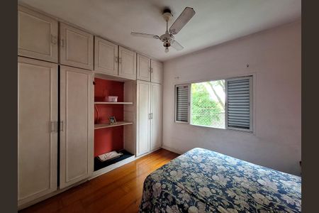 Casa à venda com 300m², 4 quartos e 4 vagasQuarto 2