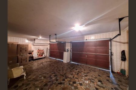 Casa à venda com 300m², 4 quartos e 4 vagasGaragem