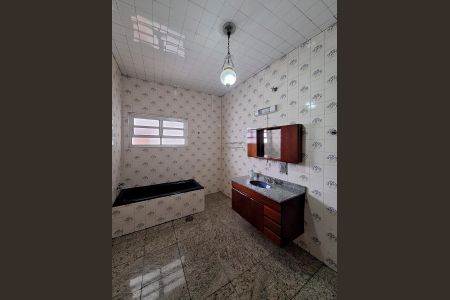 Casa à venda com 300m², 4 quartos e 4 vagasBanheiro Quarto 4