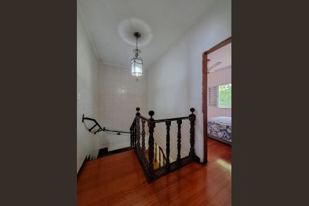 Casa à venda com 300m², 4 quartos e 4 vagasHall