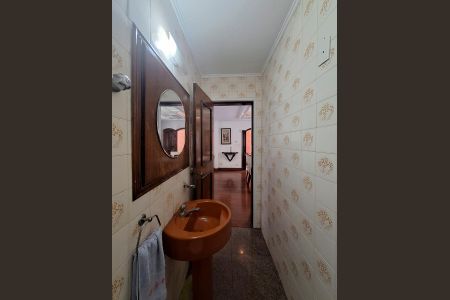 Casa à venda com 300m², 4 quartos e 4 vagasLavabo