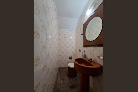 Casa à venda com 300m², 4 quartos e 4 vagasLavabo