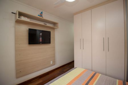 Casa à venda com 107m², 4 quartos e 2 vagasSuíte