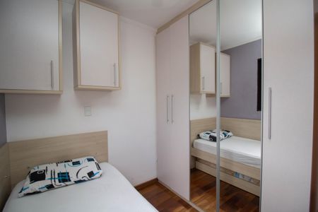 Casa à venda com 107m², 4 quartos e 2 vagasQuarto 1