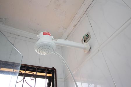 Casa à venda com 107m², 4 quartos e 2 vagasBanheiro da Suíte