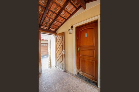 Casa à venda com 107m², 4 quartos e 2 vagasHall de entrada