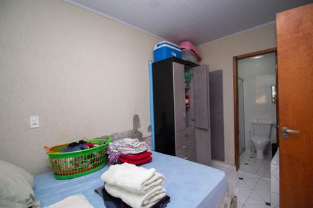 Casa à venda com 107m², 4 quartos e 2 vagasEdícula