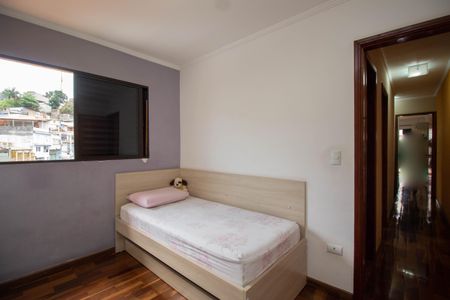 Casa à venda com 107m², 4 quartos e 2 vagasQuarto 2