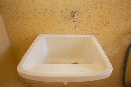 Casa à venda com 107m², 4 quartos e 2 vagasÁrea de Serviço