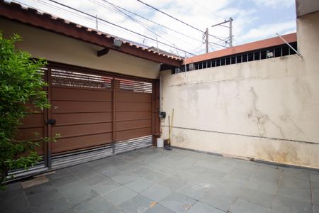 Casa à venda com 107m², 4 quartos e 2 vagasGaragem