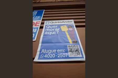 Casa à venda com 107m², 4 quartos e 2 vagasPlaca