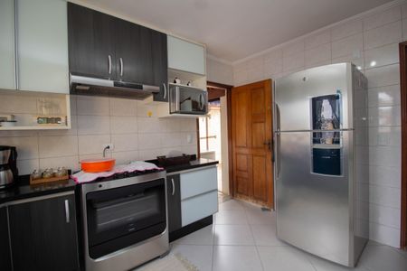 Casa à venda com 107m², 4 quartos e 2 vagasCozinha
