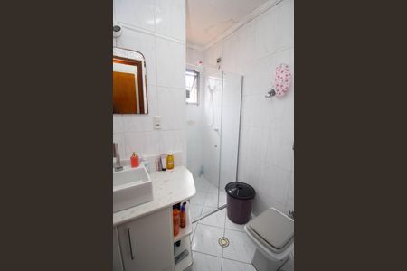 Casa à venda com 107m², 4 quartos e 2 vagasBanheiro da Suíte