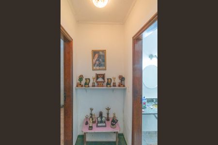 Corredor de casa à venda com 3 quartos, 280m² em Parque Jambeiro, Campinas