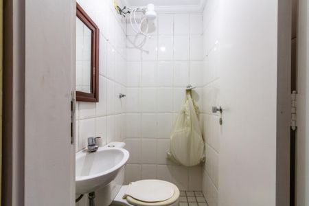 Apartamento à venda com 169m², 4 quartos e 2 vagasBanheiro de Serviço
