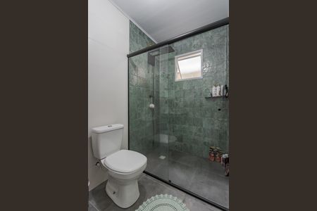 Casa à venda com 94m², 2 quartos e 5 vagas