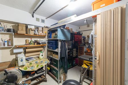 Casa à venda com 170m², 3 quartos e 3 vagasPorão