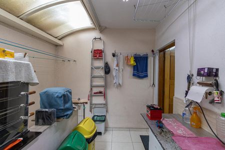 Casa à venda com 170m², 3 quartos e 3 vagasÁrea de Serviço