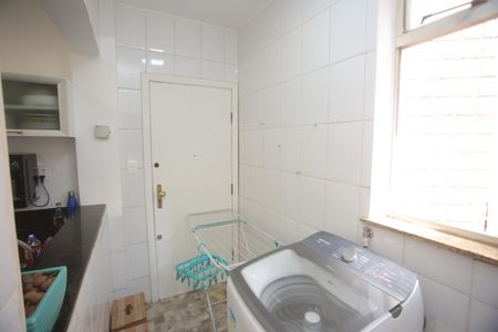 Apartamento à venda com 99m², 3 quartos e 2 vagasArea de serviço