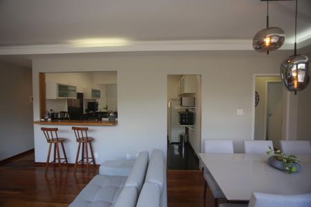 Apartamento à venda com 99m², 3 quartos e 2 vagasSala