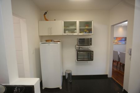 Apartamento à venda com 99m², 3 quartos e 2 vagasCozinha