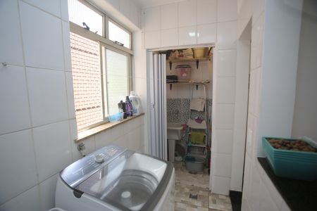 Apartamento à venda com 99m², 3 quartos e 2 vagasArea de serviço