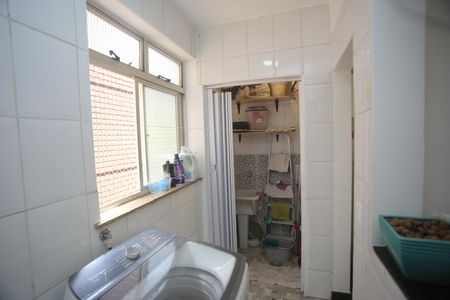 Apartamento à venda com 99m², 3 quartos e 2 vagasArea de serviço