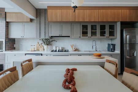 Apartamento à venda com 77m², 2 quartos e 2 vagasFoto 01